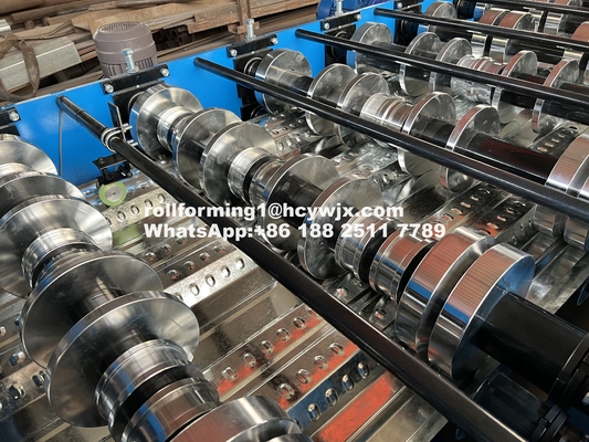 Υδραυλική 11 11 5.5KW Μηχανή σχηματισμού κυλίνδρων πάτωμα κατάστρωμα 8-12m/min Ταχύτητα με σύστημα ελέγχου PLC
