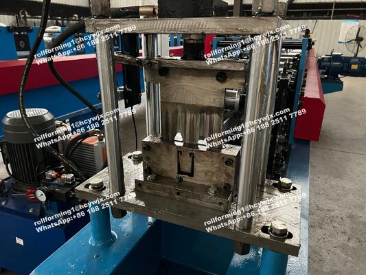 Μηχανή σχηματισμού κυλίνδρων με καθοδήγηση σιδηροδρομικής γραμμής