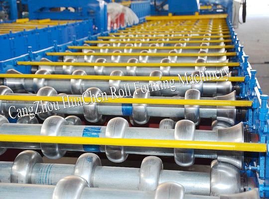 Βερνικωμένος ρόλος κεραμιδιών χάλυβα στέγη που διαμορφώνει επαγγελματικούς 18 σταθμούς μηχανών