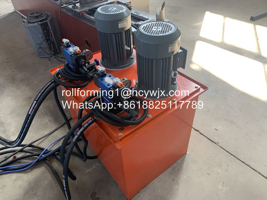 Διπλό εξόδου Knauf ξυλοπετρώματα & Συστήματα οροφής Roll Former